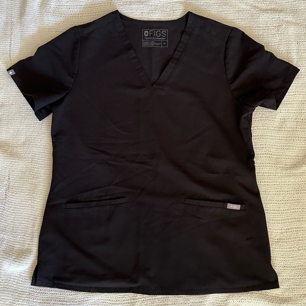 Figs Casma Three Pocket Scrub Size Medium - Black